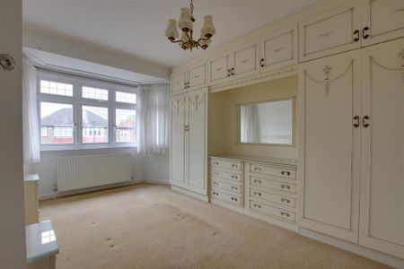 3 bedroom detached house to rent - Photo 5