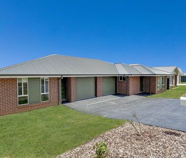 Superior Location - Photo 6