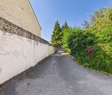 Shortwood Road, Pucklechurch, Bristol, BS16 - Photo 3