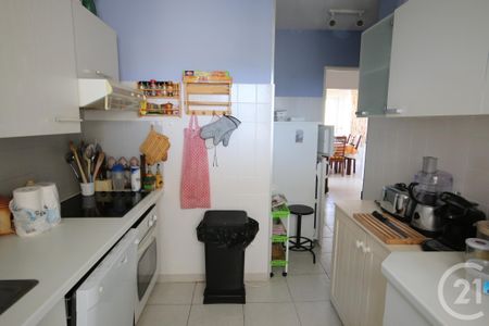 Location Appartement 3 pièces 100m² VILLENEUVE LOUBET 06270 - Photo 4