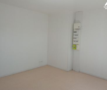 SAINT GERMER DE FLY, 54 route Nationale 31,appartement comprenant d... - Photo 2
