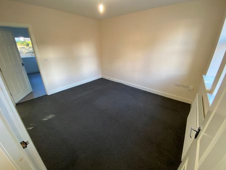 Baker Close - Photo 2