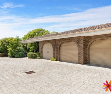 A STYLISH AND CONVENIENT UNIT IN COMO - Photo 5