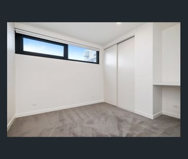 Preston Heartland Boutique Apartment - Photo 3