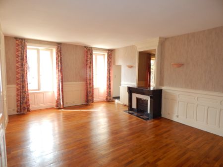Location Appartement 3 pièces 95m² ANNONAY 07100 - Photo 2