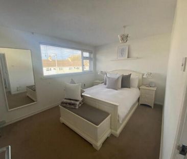 2 bedroom semi-detached house to rent - Photo 3