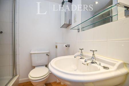 3 bedroom house to rent - Photo 3