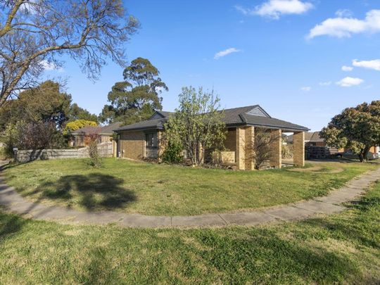 37 Malcolm Street, 3340, Bacchus Marsh Vic - Photo 1