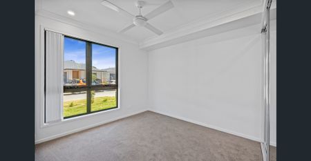family home in Burpengary - Photo 2
