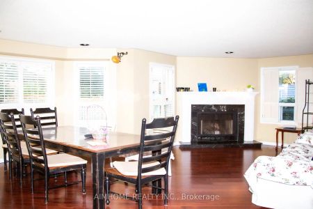 Detached Home For Lease | N9255063 - Photo 3