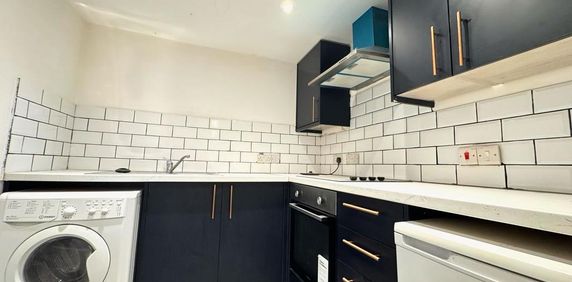 1 bedroom ground floor flat to rent - Photo 2