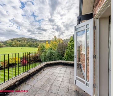 4 Bedroom Detached To Let - Photo 1