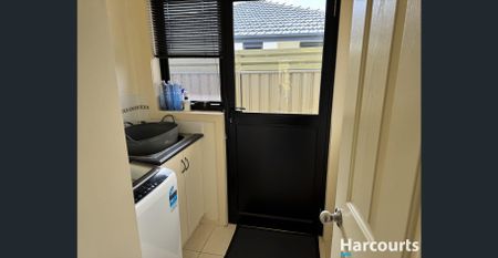 Great Location - Photo 4