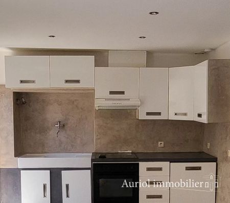 Location Appartement 4 pièces 120m² CABASSE 83340 - Photo 5