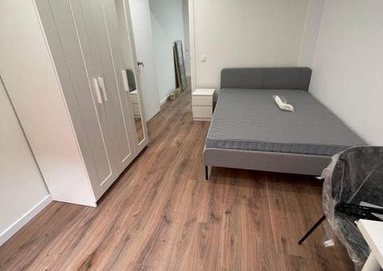 Plaça de Pep Ventura, Badalona, Catalonia 08912