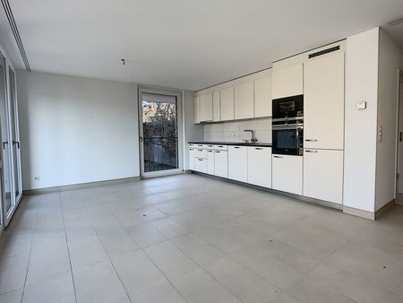 Superbe appartement moderne de 4 pièces de 91 m² - Photo 3