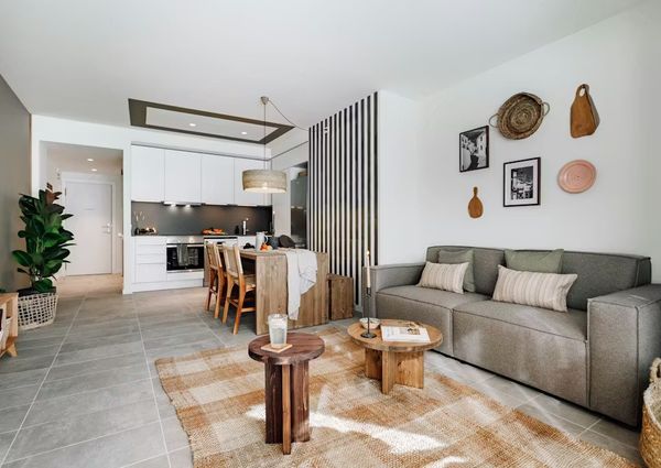 Gran Via de les Corts Catalanes, Barcelona, Catalonia 08011