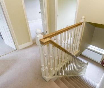 4 bedroom link detached house to rent - Photo 3