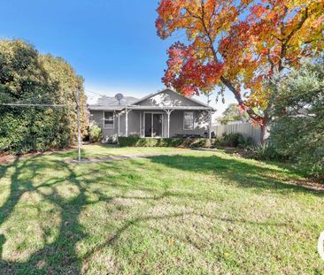 IMPECCABLY PRESENTED HOME! - Photo 1
