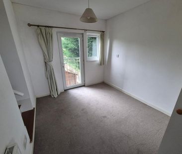 4 bedroom property to rent - Photo 3