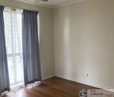 Low-Maintenance Lifestyle in a Prime Hallam Location - Photo 5