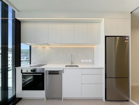 Welcome to apartment 407 in Hyde Lane. - Photo 4