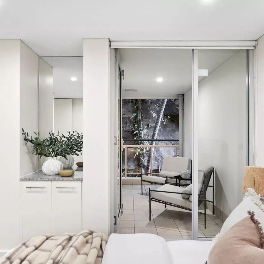 2/34 Taylor Street, Annandale - Photo 1