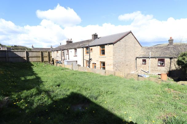 3 Bedroom - Photo 1