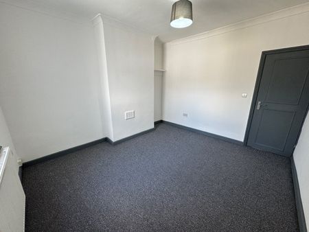 2 Bed Terraced House, Bala Street, L4 - Photo 2