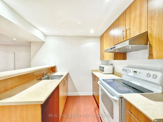 Detached Home For Lease | N9234064 - Photo 1