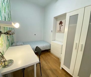 Calle del Carmen, Madrid, Community of Madrid 28013 - Photo 3