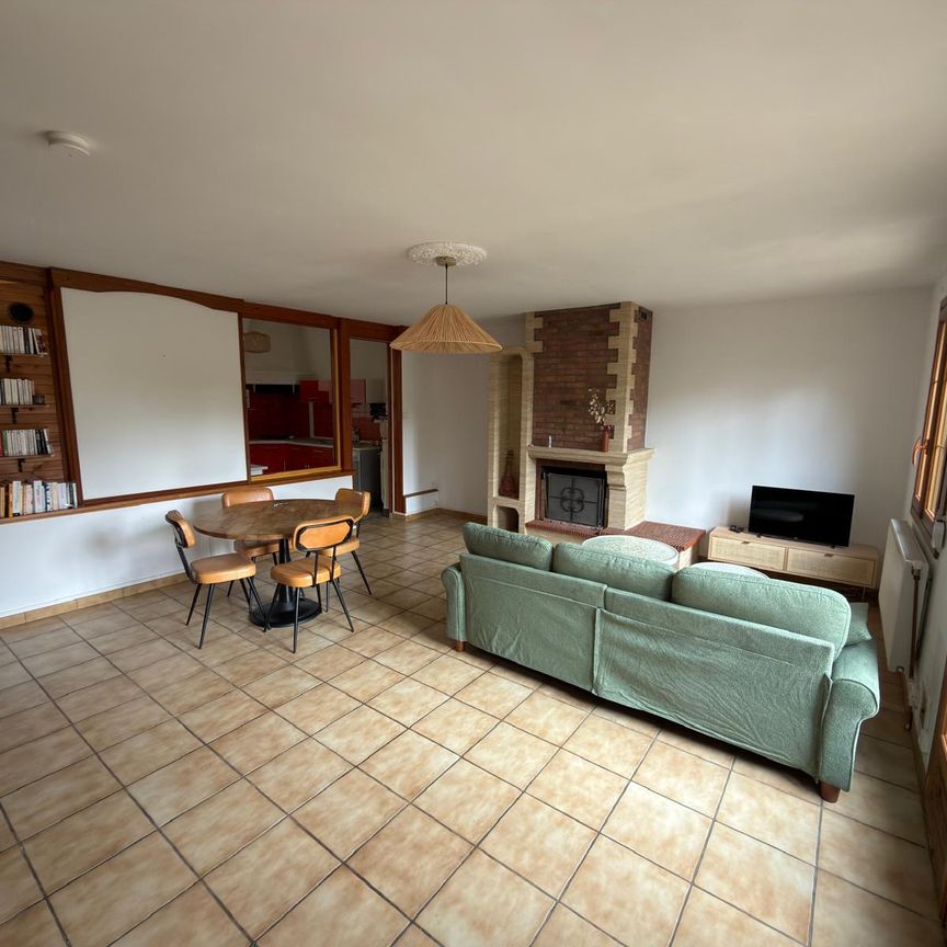 Location Maison 4 pièces 111m² AMIENS 80000 - Photo 1