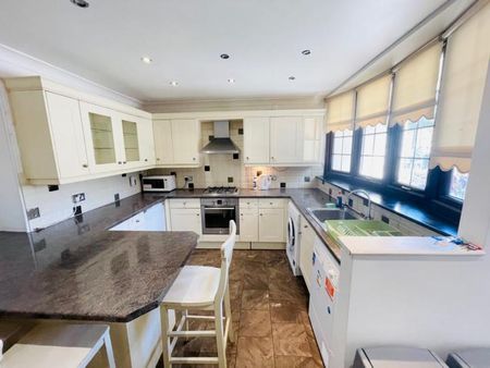 4beds Room Only - Photo 5