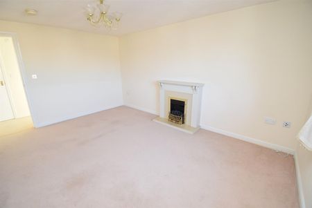 Spruce Court, Wakefield - Photo 5