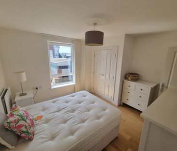 1 Bed Flat, Tarves Way, SE10 - Photo 4