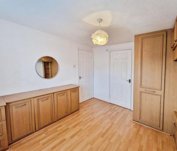 3 bedroom terraced house to rent - Photo 6