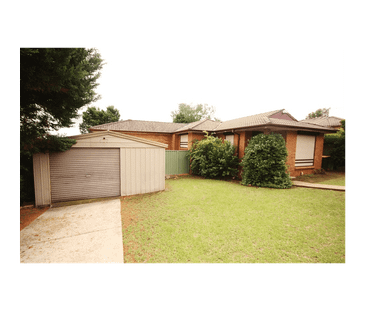 Spacious Family Home in a Sought-After Location - Photo 4