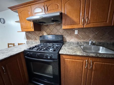 For Lease - 96 Billington Crescent Unit# Lower, Toronto, Ontario - Photo 5