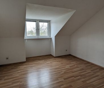 WILLKOMMEN! Top sanierte Singlewohnung! Garten! PKW-Stellplatz - Photo 1