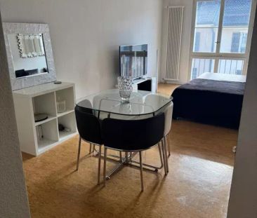 Vevey - Place de l'Ancien-Port 8 - appartement de 1 pièce au 3e étage - Photo 4