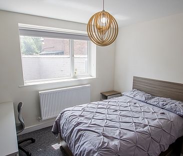 Fantastic Recently Renovated 5 Bed Student House - Photo 6