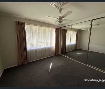 NEAT & TIDY, 3 BEDROOM HOME IN SOUTH SHEPPARTON - Photo 3