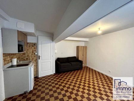 Location appartement studio 1 pièce 22 m² à Chartres (28000) Hotel de Ville Saint-pierre - Photo 2