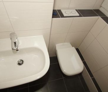 3-RWE, 4.OG, Balkon, ZH, WE-LAN-Netz+Video-WSA - mehr unter wg-dipp... - Foto 1