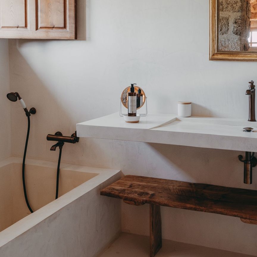 Rental House Serra-di-Ferro 6 Rooms 160 m² - Photo 1