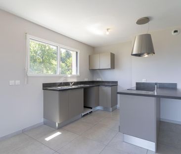 Location Appartement 3 pièces 71m² POISY 74330 - Photo 2