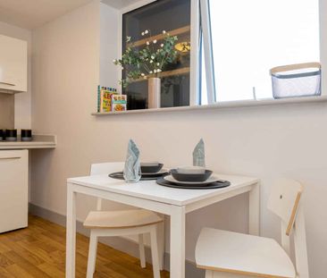 Premium Two Dio - Photo 1