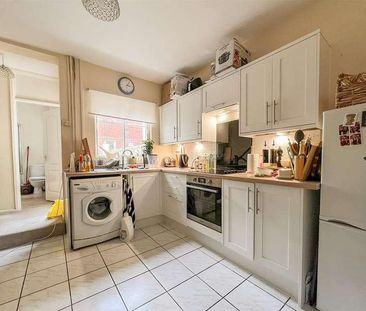 West Street, Salisbury, SP2 - Photo 3