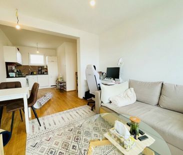 Ruhige 2-Zimmer-Wohnung mit großer Süd-Terrasse, Carport & Kellerab... - Foto 1