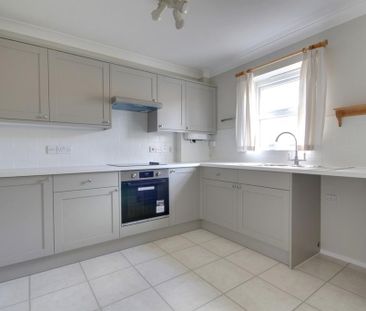 3 bedroom end of terrace house to rent - Photo 5